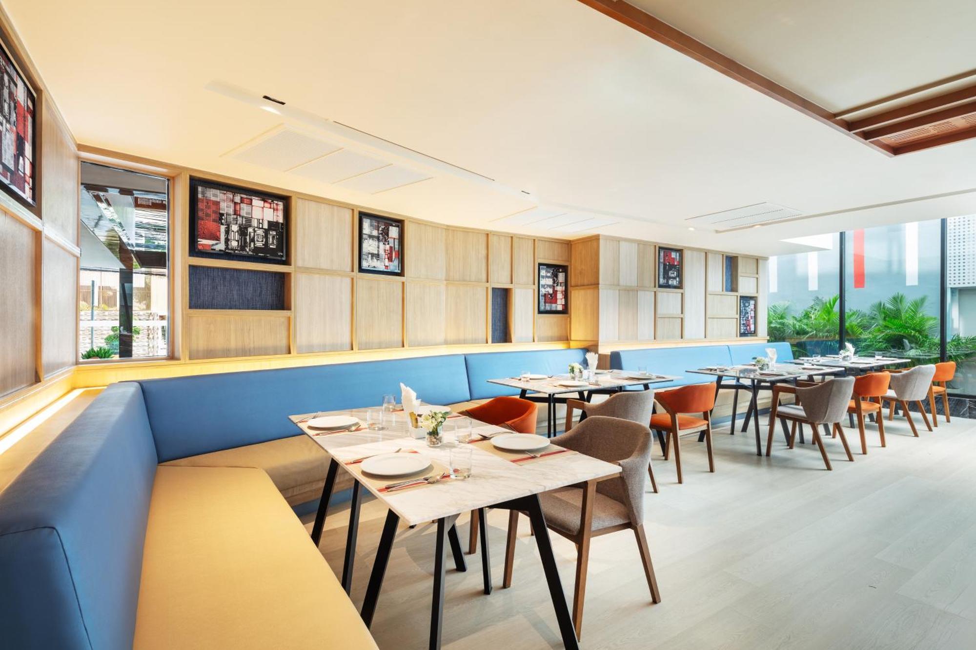 Best Western Click Sathorn 11 Bangkok Exterior foto